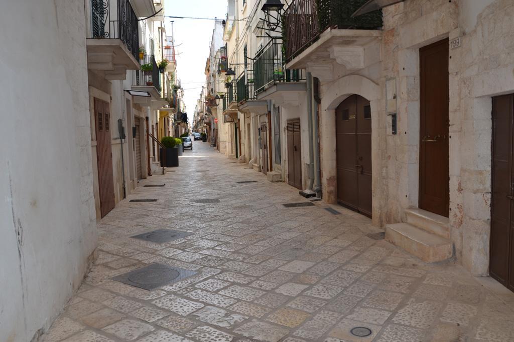 Dimora Donna Clara Bed and Breakfast Conversano Buitenkant foto